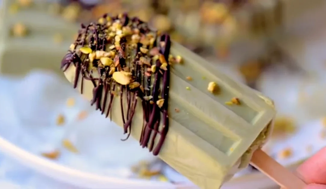 Pistachio Joe Pudding Popsicles Recipe