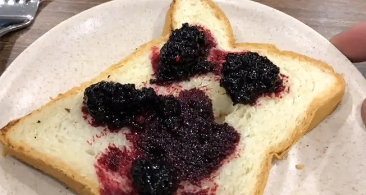 Elevated Blackberry Compote Recipe